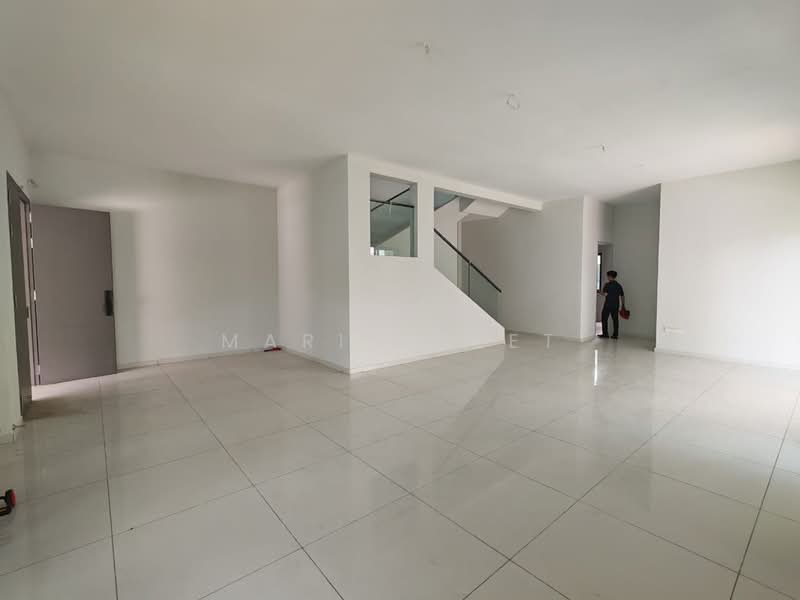 Rumah Berkembar untuk Dijual di Ujong Pasir (Melaka) - Mario Seet - Living Room - PropertyGuru.com.my