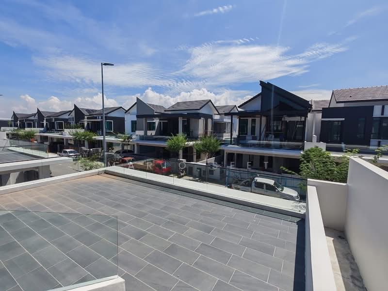Rumah Berkembar untuk Dijual di Ujong Pasir (Melaka) - Mario Seet - Exterior - PropertyGuru.com.my