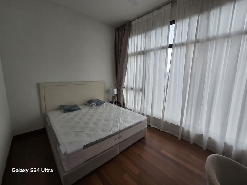 Service Residence for Sale at Service Suites @ Pavilion Embassy - Rina . - Bedroom - PropertyGuru.com.my