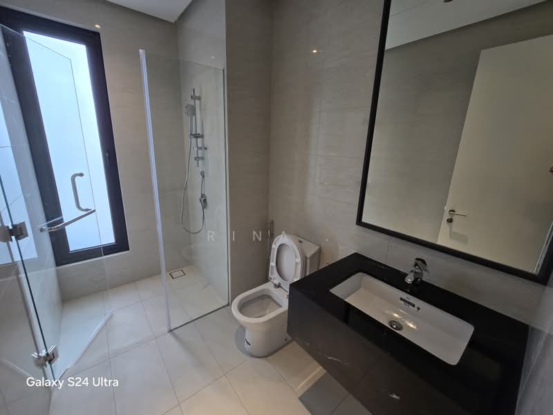 Service Residence for Sale at Service Suites @ Pavilion Embassy - Rina . - Bathroom - PropertyGuru.com.my