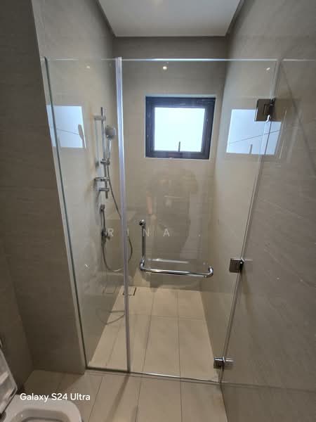 Service Residence for Sale at Service Suites @ Pavilion Embassy - Rina . - Bathroom - PropertyGuru.com.my