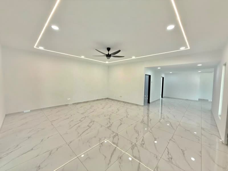 1-storey Terraced House for Sale in Taman Puteri Wangsa (Ulu Tiram) - Kuu Chin - Living Room - PropertyGuru.com.my