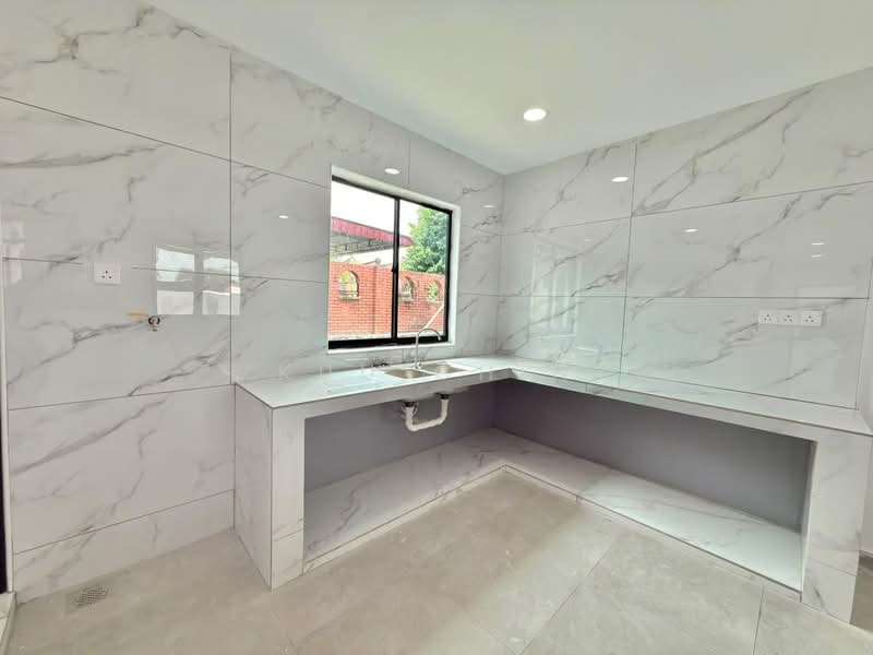 1-storey Terraced House for Sale in Taman Puteri Wangsa (Ulu Tiram) - Kuu Chin - PropertyGuru.com.my
