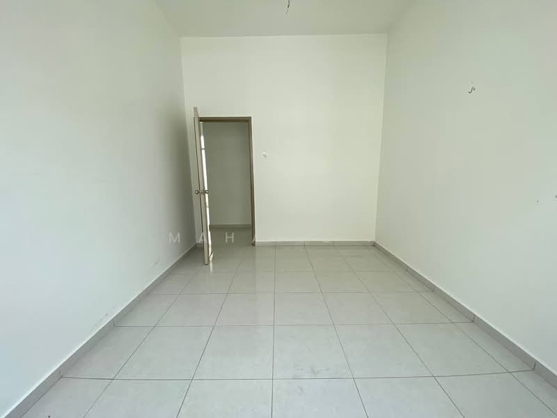 Bungalow House for Sale in Taman Bukit Senawang (Senawang) - Mahafiz . - PropertyGuru.com.my