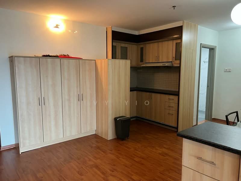 Service Residence for Sale at Amcorp Serviced Suites - Ivy Yio - Kitchen - PropertyGuru.com.my