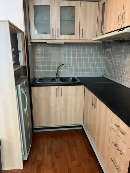 Service Residence for Sale at Amcorp Serviced Suites - Ivy Yio - Kitchen - PropertyGuru.com.my