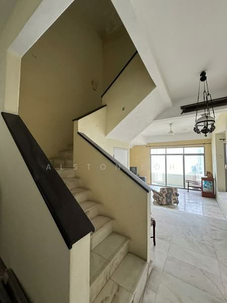 Condominium for Sale at Diamond Villa Condominium - Alston Loh - Living Room - PropertyGuru.com.my