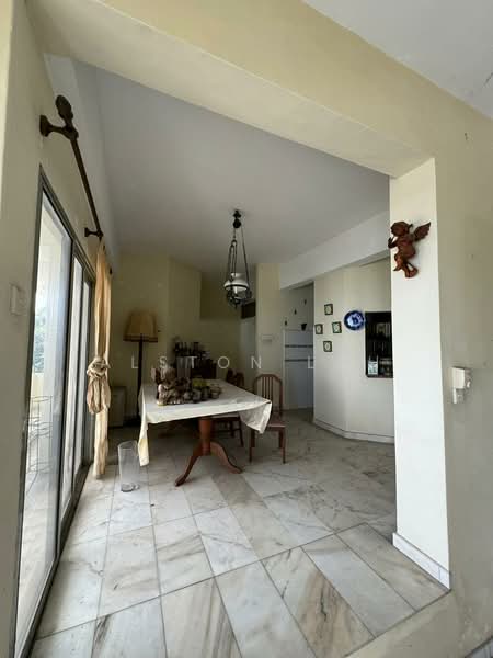 Condominium for Sale at Diamond Villa Condominium - Alston Loh - Dining Room - PropertyGuru.com.my