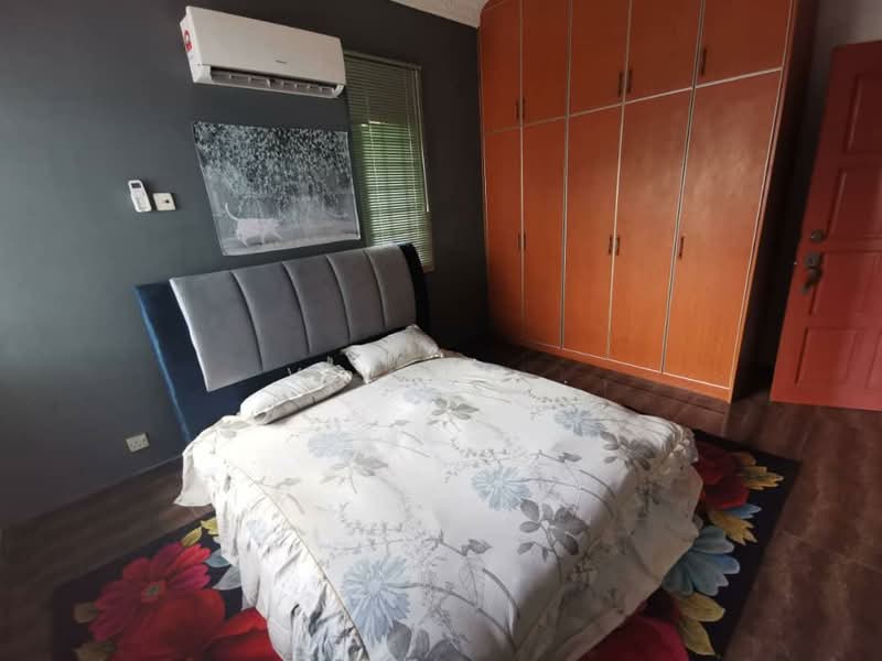 Bungalow House for Sale in Bandar Country Homes (Rawang) - Vikram . - Bedroom - PropertyGuru.com.my