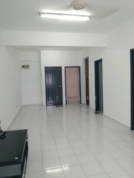 Pangsapuri untuk Disewa di Sl11 - Keith Lee - Living Room - PropertyGuru.com.my