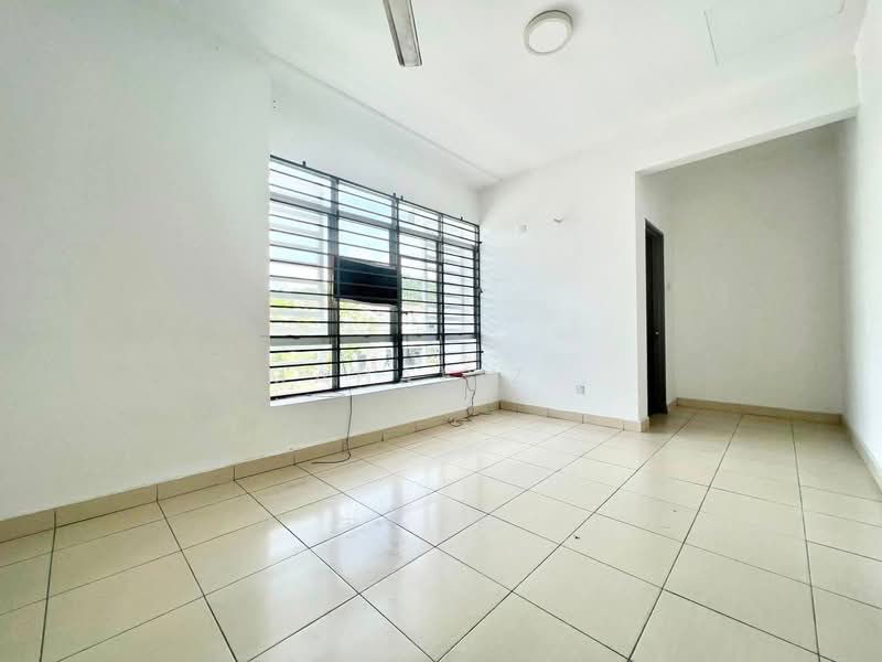2-storey Terraced House for Sale in Shah Alam (Selangor) - Mahafiz . - Living Room - PropertyGuru.com.my