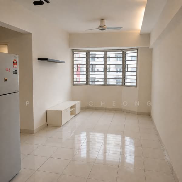 Kediaman Servis untuk Disewa di Main Place Residence - Peter Cheong - Living Room - PropertyGuru.com.my