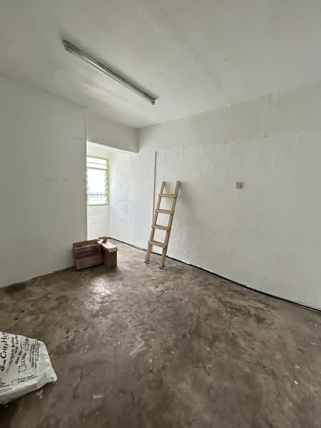 Flat for Sale at Farlim 4 - Leong . - Interior - PropertyGuru.com.my