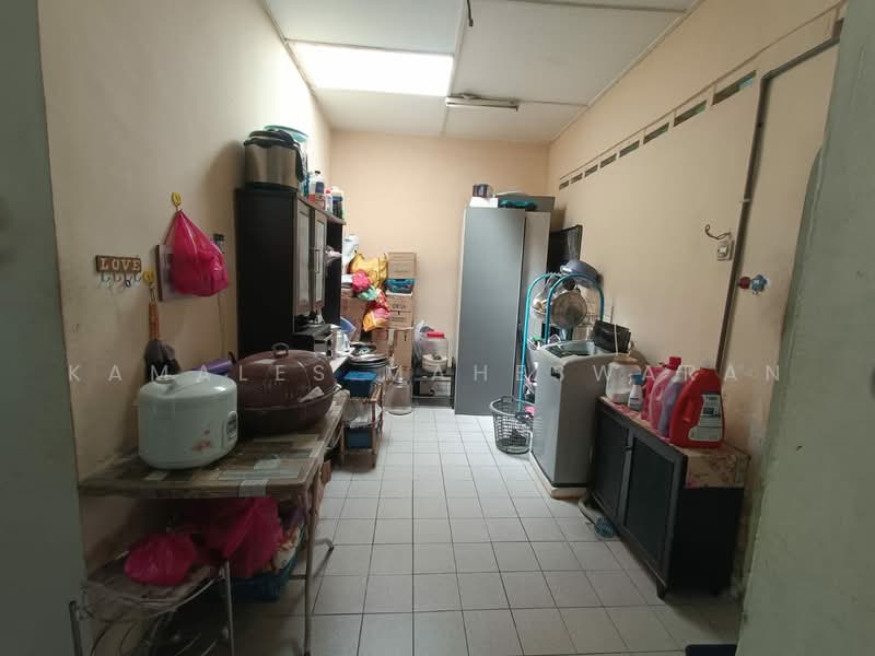 2-storey Terraced House for Sale in Kajang (Selangor) - Kamales Maheswaran - Kitchen - PropertyGuru.com.my