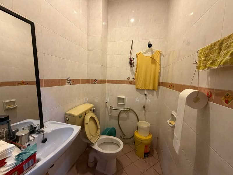 1-storey Terraced House for Sale in Bukit Indah (Iskandar Puteri (Nusajaya)) - Iden Tan - Bathroom - PropertyGuru.com.my
