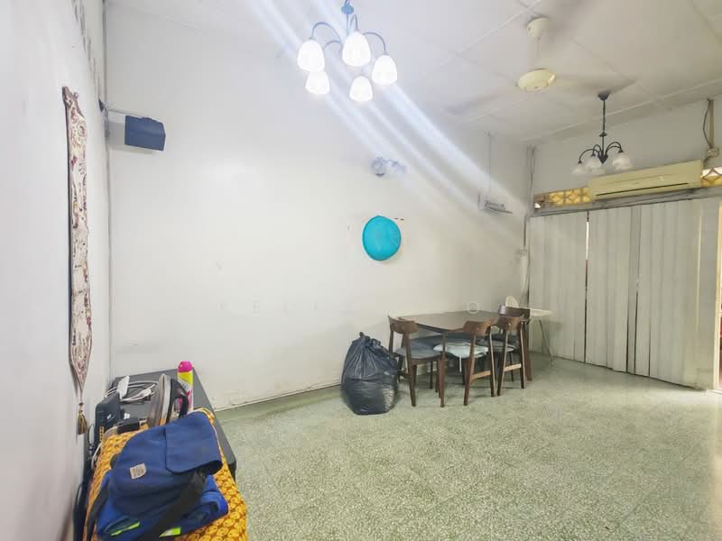 Rumah Teres 1-Tingkat untuk Dijual di Taman Petaling Indah (Klang) - Kelly Teo - Dining Room - PropertyGuru.com.my