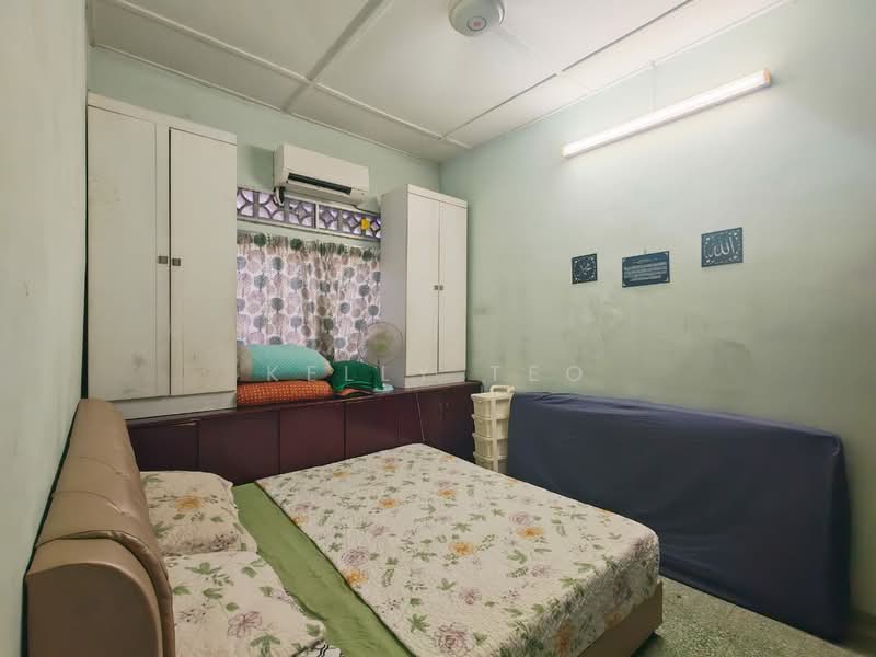 Rumah Teres 1-Tingkat untuk Dijual di Taman Petaling Indah (Klang) - Kelly Teo - Bedroom - PropertyGuru.com.my