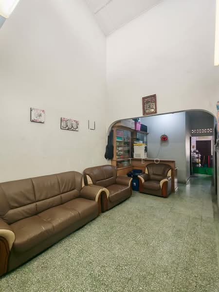 Rumah Teres 1-Tingkat untuk Dijual di Taman Petaling Indah (Klang) - Kelly Teo - Living Room - PropertyGuru.com.my