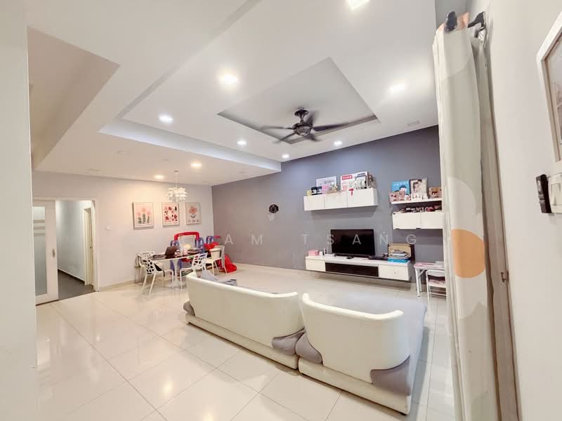 Rumah Teres 2-Tingkat untuk Dijual di Kemuning Utama (Shah Alam) - Miriam Tsang - Living Room - PropertyGuru.com.my