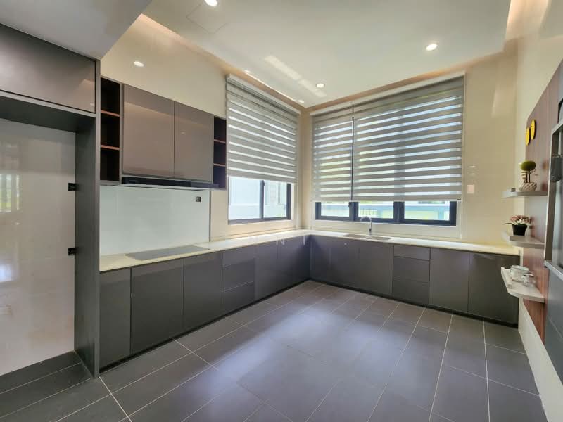 Bungalow House for Sale in Shah Alam (Selangor) - Yenni . - PropertyGuru.com.my