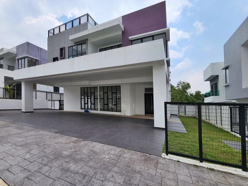 Bungalow House for Sale in Shah Alam (Selangor) - Yenni . - Exterior - PropertyGuru.com.my