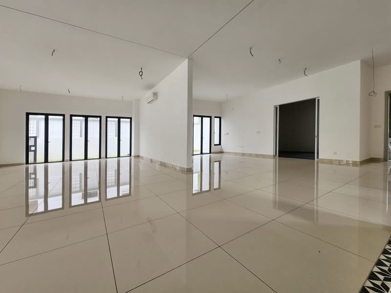 Bungalow House for Sale in Shah Alam (Selangor) - Yenni . - Living Room - PropertyGuru.com.my