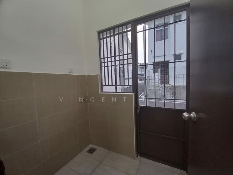 2-storey Terraced House for Rent in Skudai (Johor) - Vincent Tea - Entrance - PropertyGuru.com.my