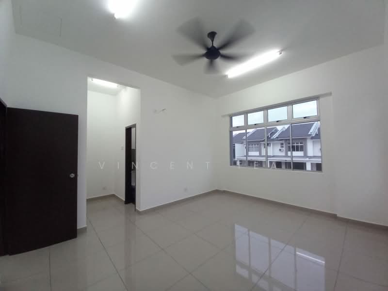2-storey Terraced House for Rent in Skudai (Johor) - Vincent Tea - Living Room - PropertyGuru.com.my