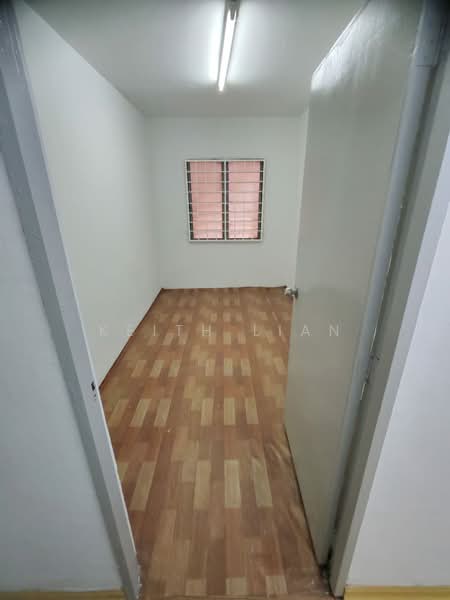 Pangsapuri untuk Dijual di Lestari Apartment - Keith Lian - Interior - PropertyGuru.com.my