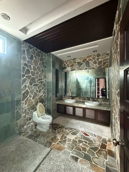Bungalow House for Rent in Gelugor (Penang) - Andrew Ong - Bathroom - PropertyGuru.com.my