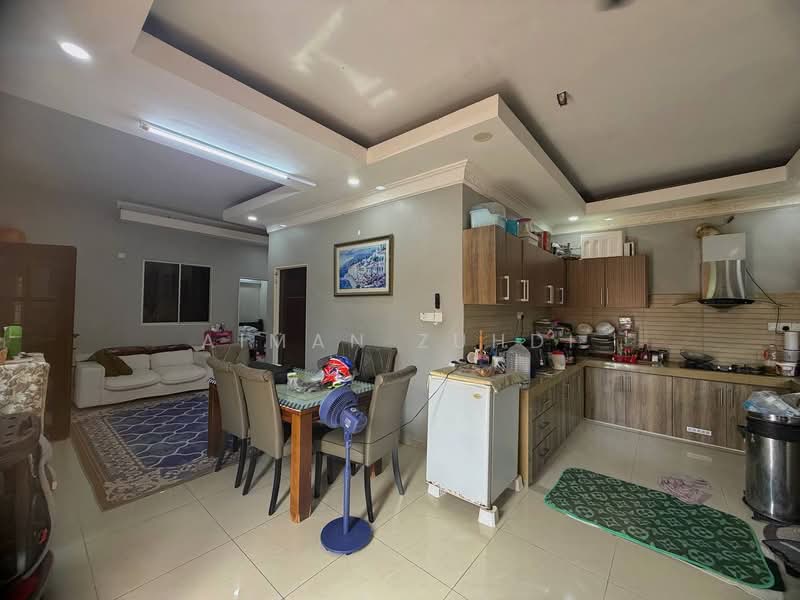 Rumah Teres 1-Tingkat untuk Dijual di Seksyen 20 (Shah Alam) - AIMAN ZUHDI - Kitchen - PropertyGuru.com.my