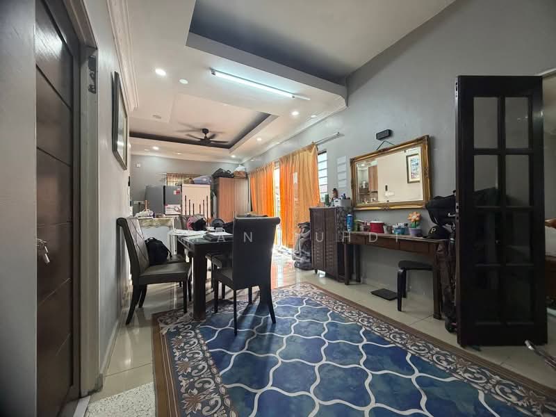 Rumah Teres 1-Tingkat untuk Dijual di Seksyen 20 (Shah Alam) - AIMAN ZUHDI - Dining Room - PropertyGuru.com.my