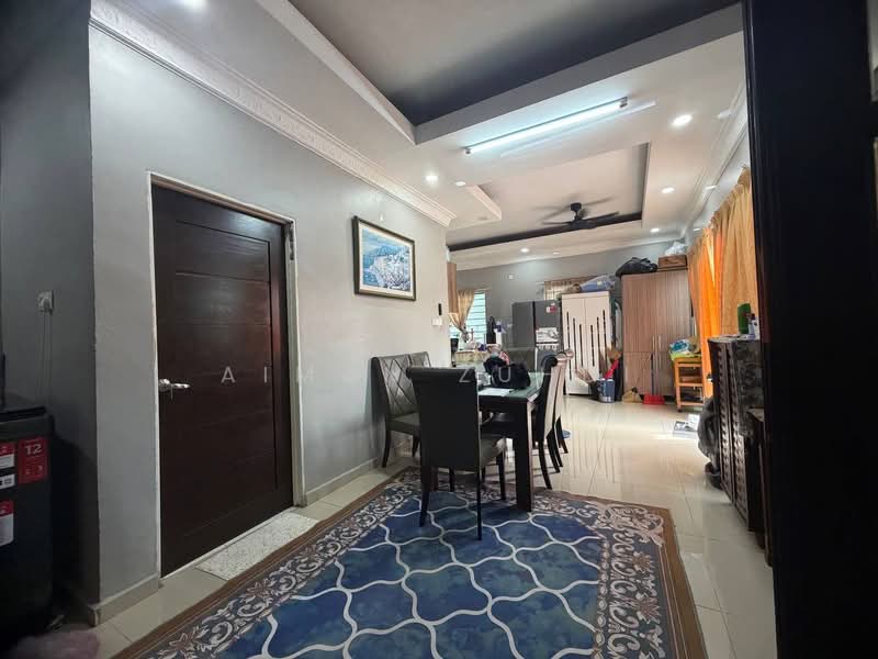 Rumah Teres 1-Tingkat untuk Dijual di Seksyen 20 (Shah Alam) - AIMAN ZUHDI - Dining Room - PropertyGuru.com.my