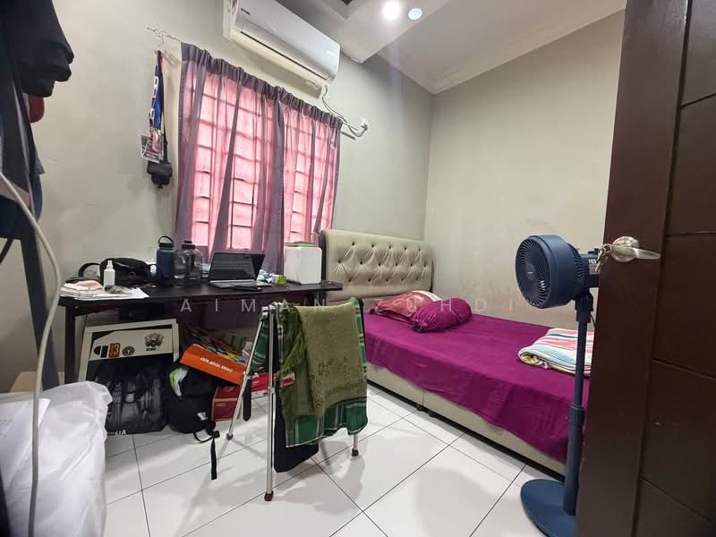 Rumah Teres 1-Tingkat untuk Dijual di Seksyen 20 (Shah Alam) - AIMAN ZUHDI - Bedroom - PropertyGuru.com.my