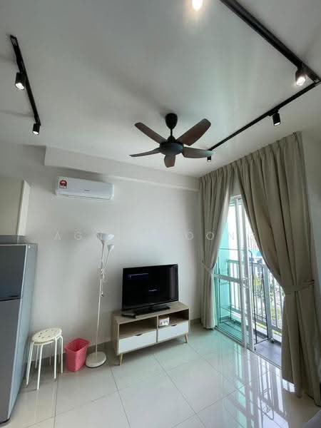 Kediaman Servis untuk Disewa di Plaza @ Kelana Jaya - Agnes Loong - Living Room - PropertyGuru.com.my