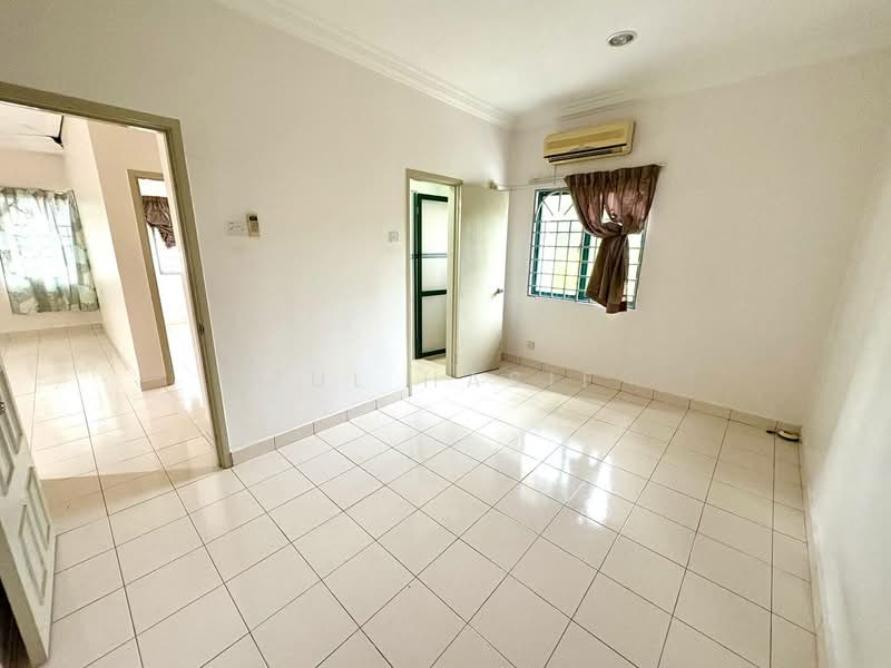 Rumah Berkembar untuk Dijual di Ampang (Selangor) - Zul Hasif - PropertyGuru.com.my
