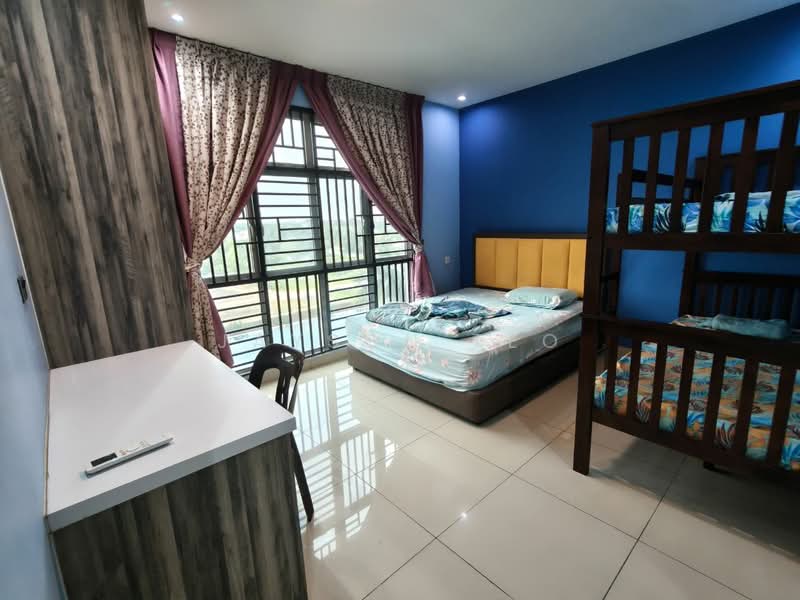 Kediaman Servis untuk Disewa di D'Putra Suites - Jayson Teo - Bedroom - PropertyGuru.com.my