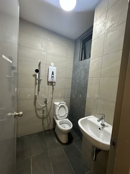 Apartment for Rent at D7 (D'Seven Lagoon Perdana) - Pinky Liaw - Bathroom - PropertyGuru.com.my