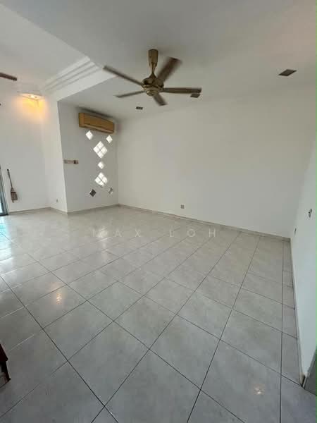 2-storey Terraced House for Sale in Taman Daya (Johor Bahru) - Max Loh - Living Room - PropertyGuru.com.my