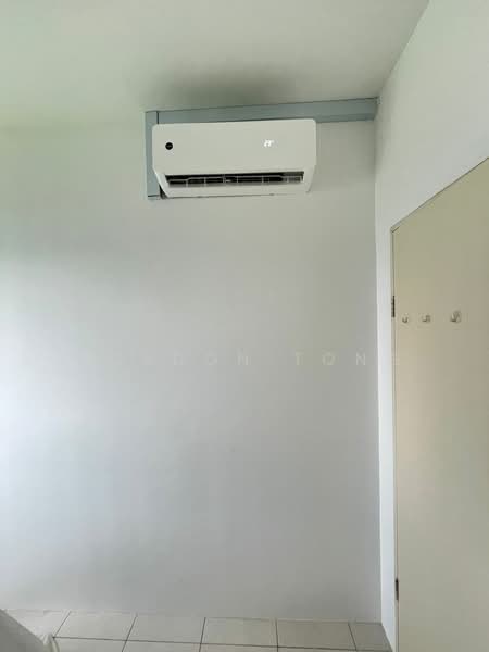Pangsapuri untuk Disewa di Residensi Seri Wahyu - Gordon Tong - Interior - PropertyGuru.com.my