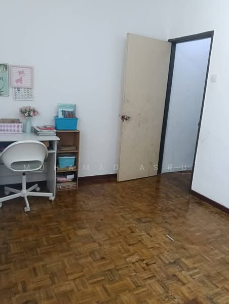 2-storey Terraced House for Sale in Bandar Seri Alam (Masai) - Muhamad Asrul - Study - PropertyGuru.com.my