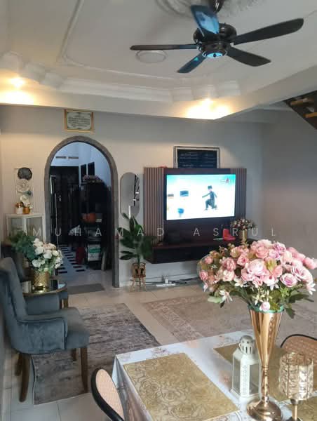 2-storey Terraced House for Sale in Bandar Seri Alam (Masai) - Muhamad Asrul - Living Room - PropertyGuru.com.my