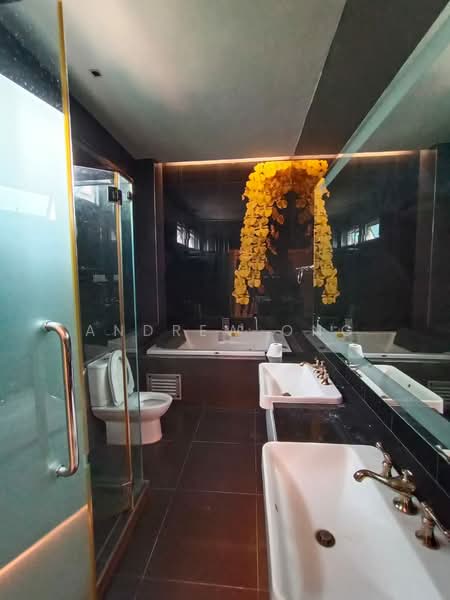 Bungalow House untuk Disewa di Gelugor (Penang) - Andrew Ong - Bathroom - PropertyGuru.com.my