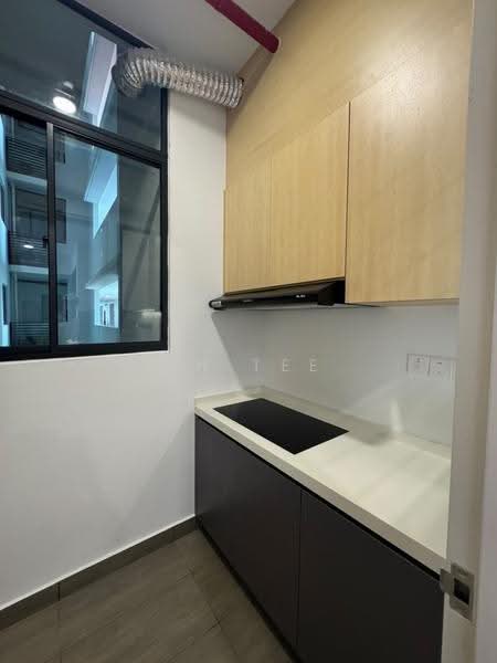 Service Residence for Rent at Serviced Residence @ Sunway D'hill Residences - JH Tee - Kitchen - PropertyGuru.com.my