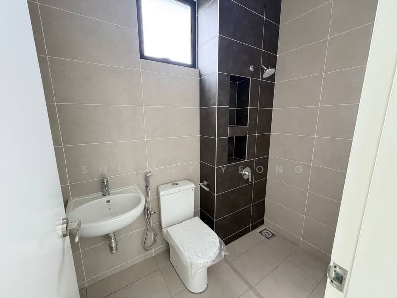 Semi-Detached House for Sale in Setia Eco Gardens (Gelang Patah) - Shi May Yeong - Bathroom - PropertyGuru.com.my