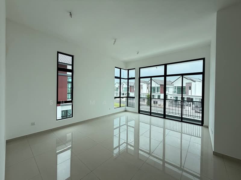 Semi-Detached House for Sale in Setia Eco Gardens (Gelang Patah) - Shi May Yeong - Living Room - PropertyGuru.com.my