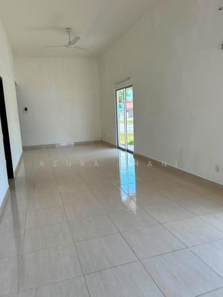 1-storey Terraced House for Sale in Kepala Batas (Penang) - Azura Ghani - Living Room - PropertyGuru.com.my