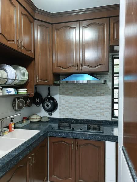Bungalow House untuk Dijual di Taman Kolam Air (Johor Bahru) - Andrew Teo - Kitchen - PropertyGuru.com.my