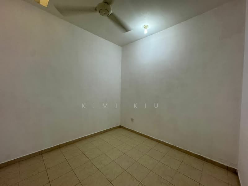1-storey Terraced House for Sale in Bandar Putra (Kulai) - Kimi Kiu - Interior - PropertyGuru.com.my