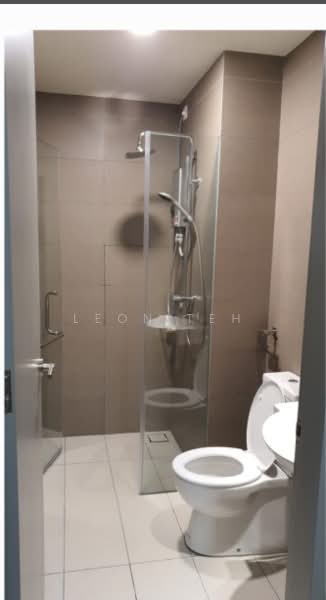 Kediaman Servis untuk Dijual di The Era @ Duta North - Leon Teh - Bathroom - PropertyGuru.com.my
